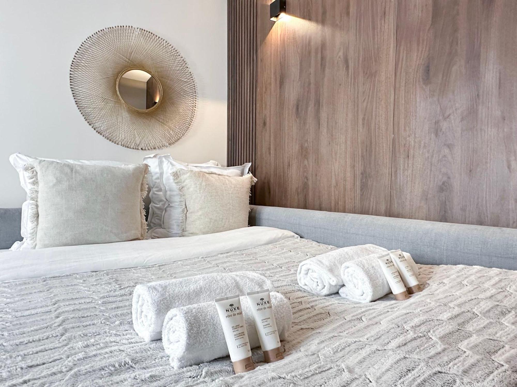 Апартаменты Stylish & Chic Duplex Near Eiffel Tower Париж Экстерьер фото